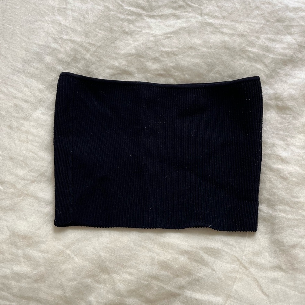 Aritzia babton black ribbed cropped tube top